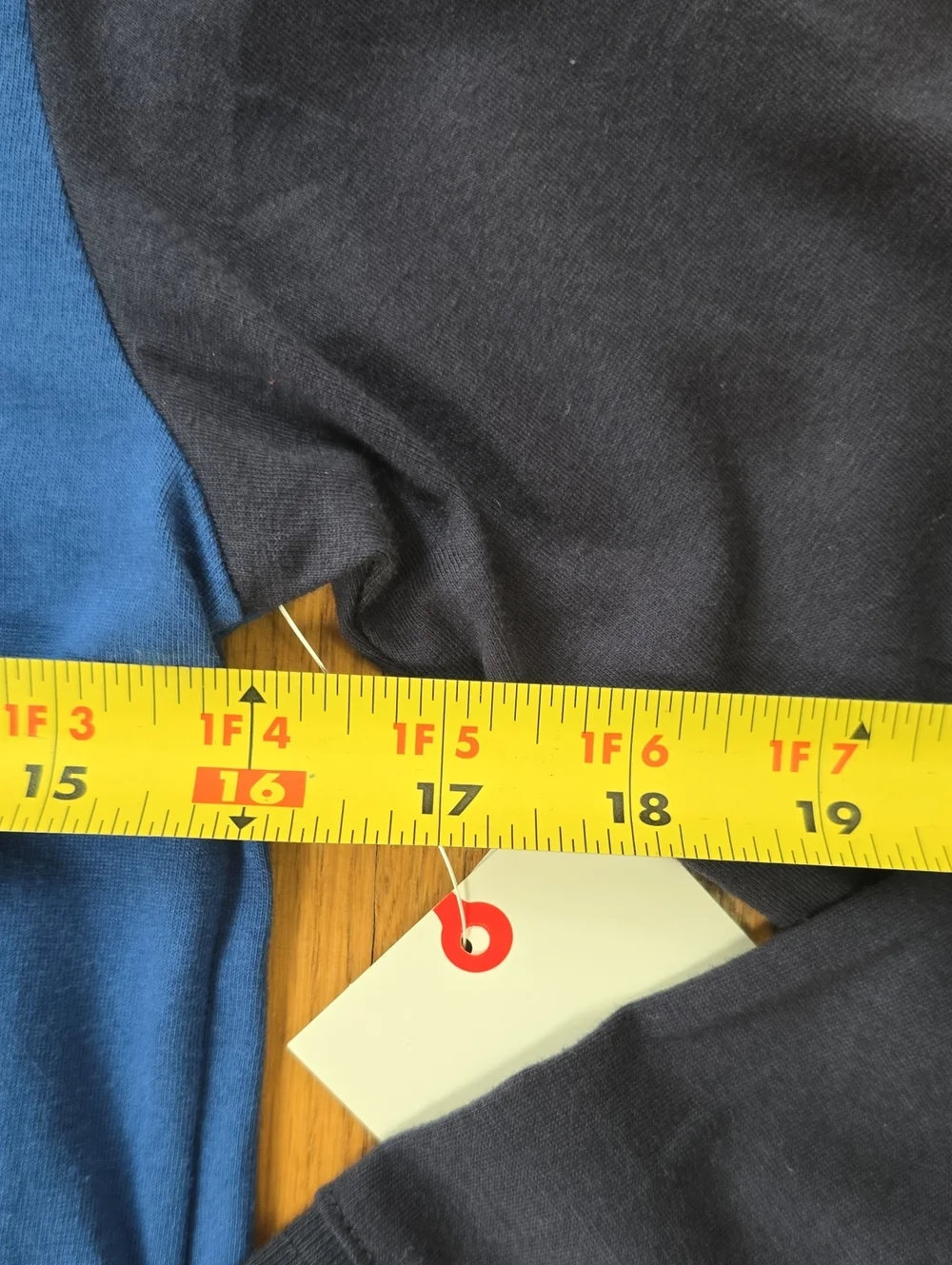 CHAMPION SIGNATURE BOYS BLUE LONG SLEEVES HOODED TEE-SHIRT & JOGGERS SIZE MEDIUM